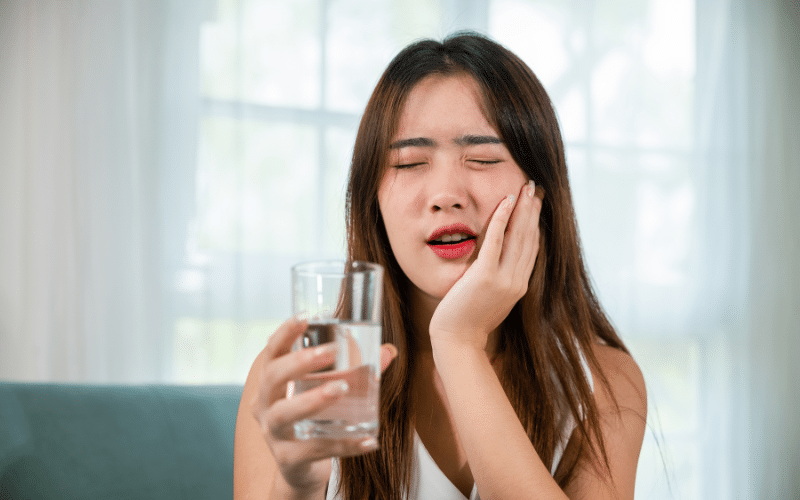 what happens to your teeth when you drink cold water