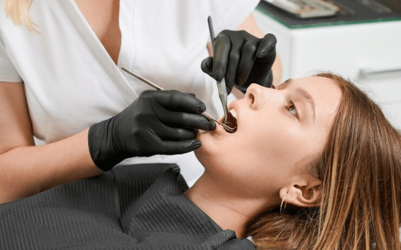 Wisdom Teeth Removal for teens & adults