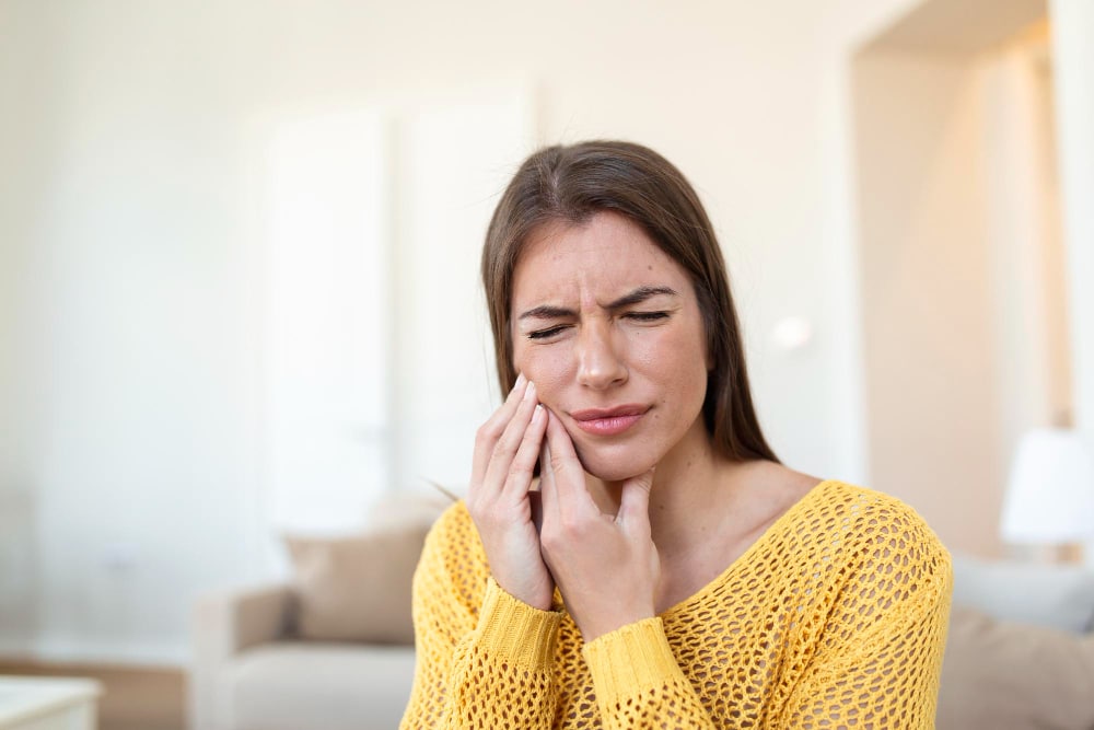 Ways To Handle Toothache Until You Reach A Dental Professional